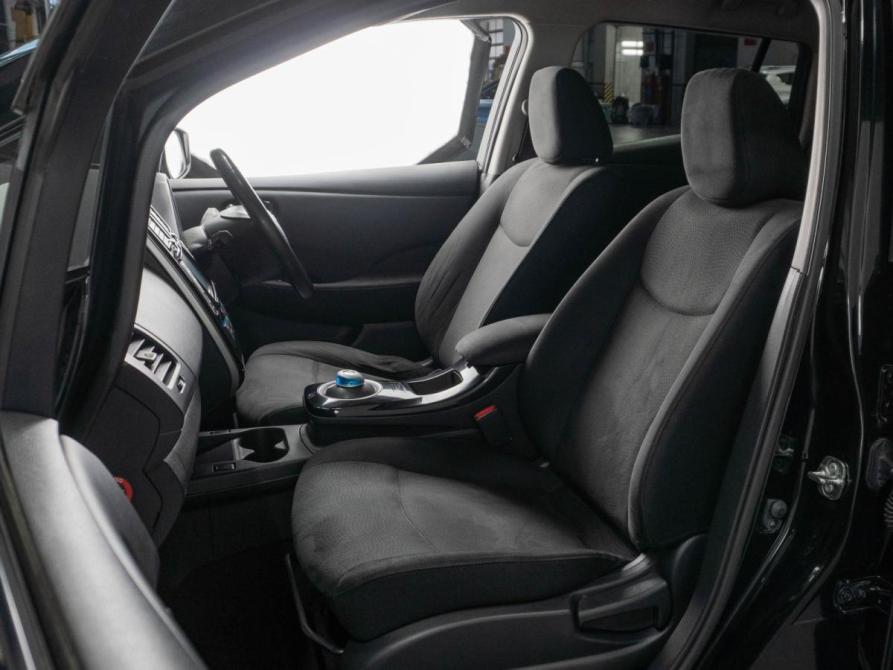 Nissan Leaf I (ZE0/AZE0) Тюмень  - изображение 8