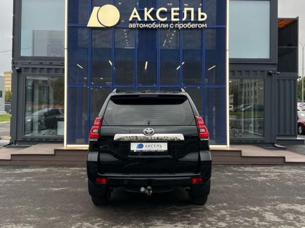Toyota Land Cruiser Prado 150 Series Рестайлинг 2 с пробегом 2019 года, цена 5 449 000 рублей, 83000 км, внедорожник, Автокод Объявления
