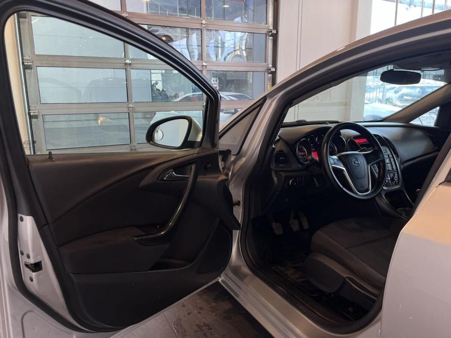 Opel Astra J Рестайлинг Чебоксары  - изображение 21