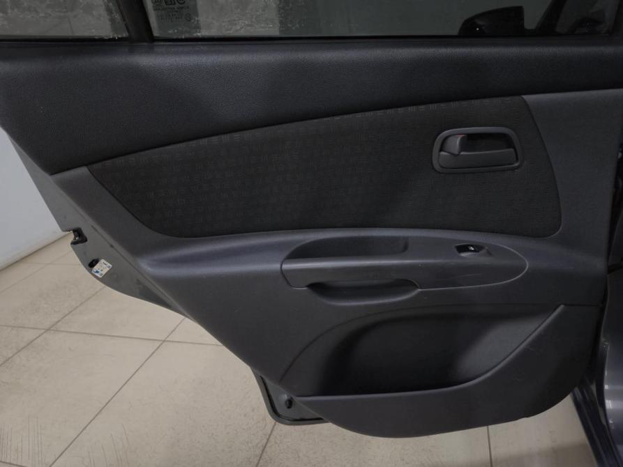 Kia Rio II Альметьевск  - изображение 14