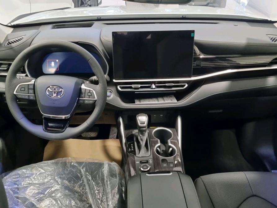 Toyota Highlander IV (XU70) Омск  - изображение 16