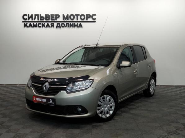 Renault Sandero II с пробегом 2015 года, цена 700 000 рублей, 113673 км, хэтчбек, Автокод Объявления