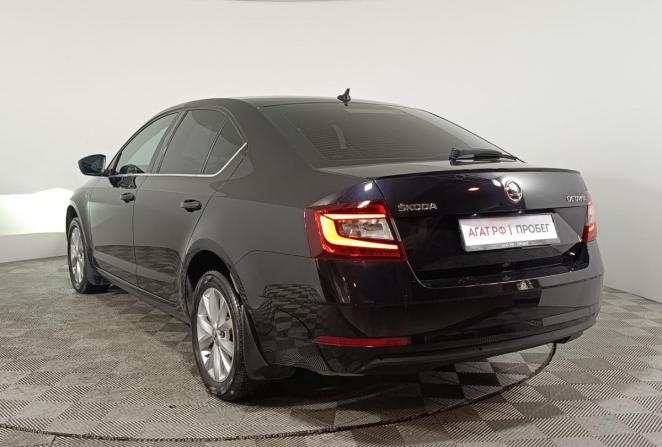 Skoda Octavia III (A7) Рестайлинг с пробегом 2019 года, цена 2 170 000 рублей, 106550 км, лифтбек, Автокод Объявления
