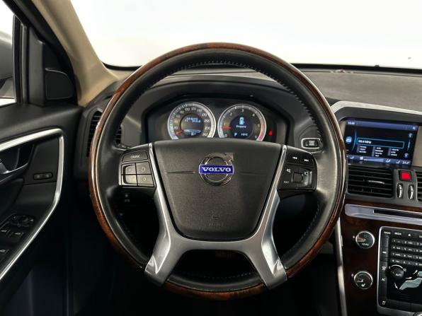 Volvo XC60 I с пробегом 2012 года, цена 1 659 900 рублей, 224273 км, внедорожник, Автокод Объявления