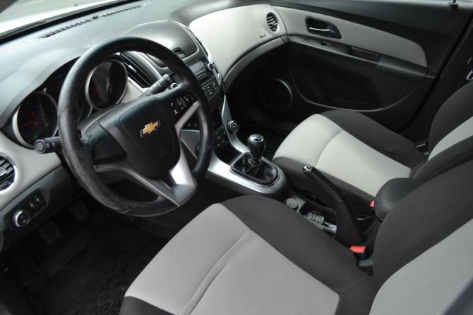 Chevrolet Cruze I Рестайлинг с пробегом 2014 года, цена 830 000 рублей, 165842 км, хэтчбек, Автокод Объявления