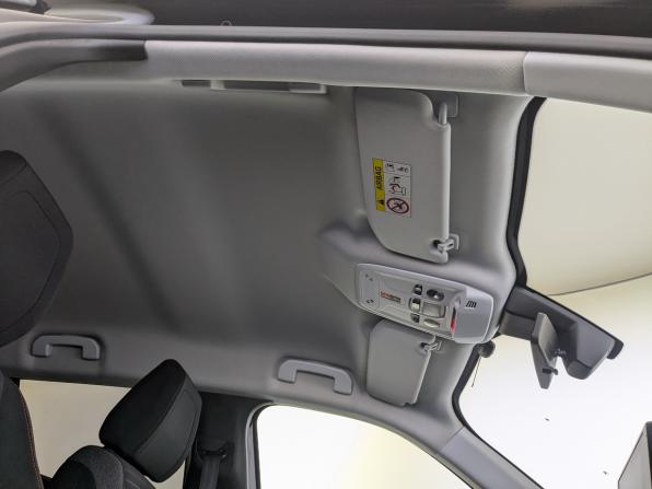 Peugeot 2008 II с пробегом 2021 года, цена 1 790 000 рублей, 118589 км, внедорожник, Автокод Объявления