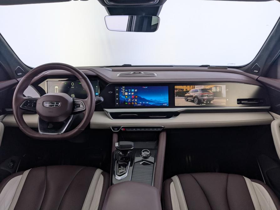 Geely Monjaro I Москва  - изображение 27