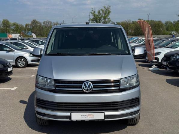 Volkswagen Caravelle T6 с пробегом 2017 года, цена 2 732 000 рублей, 299040 км, минивэн, Автокод Объявления