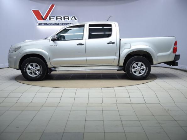 Toyota Hilux VII Рестайлинг с пробегом 2013 года, цена 1 690 000 рублей, 365875 км, offers.body_type.unknown, Автокод Объявления