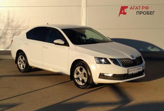 Skoda Octavia III (A7) Рестайлинг с пробегом 2019 года, цена 1 580 000 рублей, 180976 км, лифтбек, Автокод Объявления