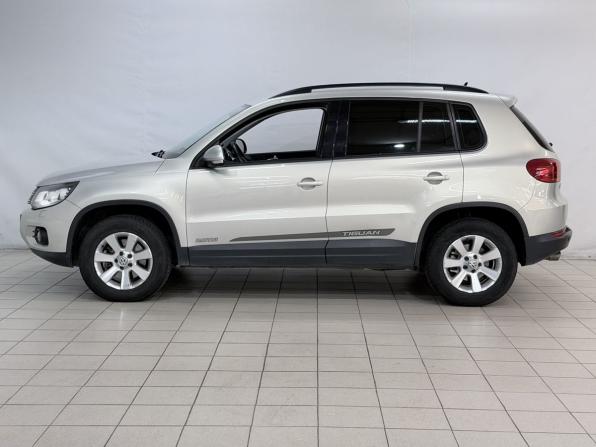 Volkswagen Tiguan I Рестайлинг с пробегом 2012 года, цена 1 059 000 рублей, 221249 км, внедорожник, Автокод Объявления