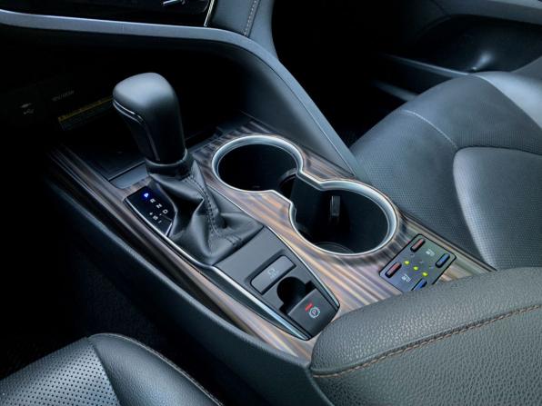 Toyota Camry VIII (XV70) с пробегом 2019 года, цена 2 880 000 рублей, 130800 км, седан, Автокод Объявления