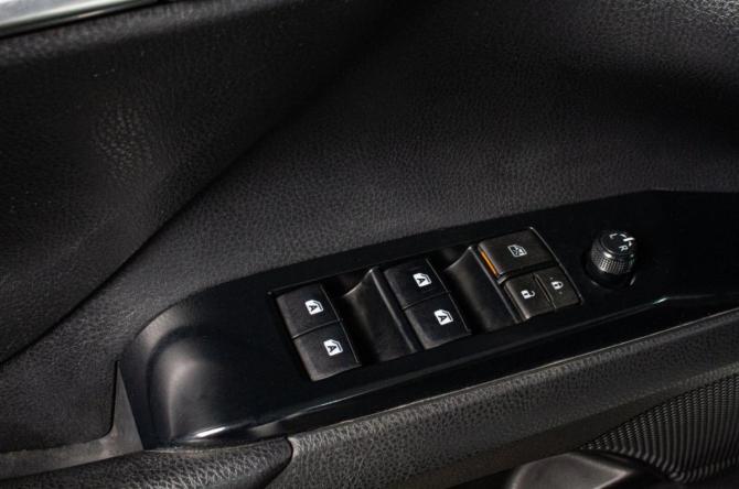 Toyota Camry VIII (XV70) с пробегом 2018 года, цена 2 749 000 рублей, 141000 км, седан, Автокод Объявления