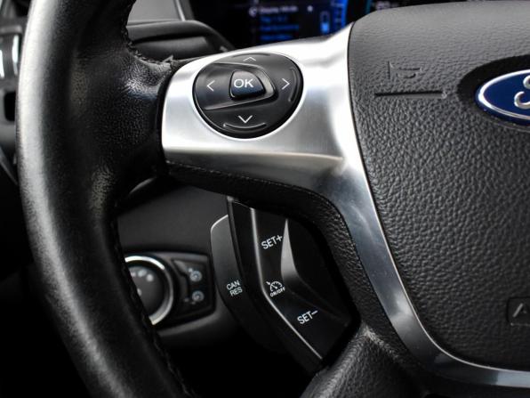 Ford C-MAX II с пробегом 2013 года, цена 1 205 000 рублей, 235933 км, компактвэн, Автокод Объявления