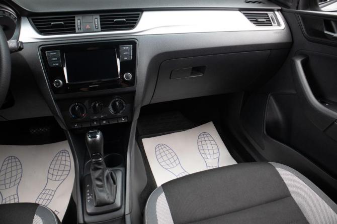 Skoda Rapid I Рестайлинг с пробегом 2019 года, цена 1 299 000 рублей, 119000 км, лифтбек, Автокод Объявления
