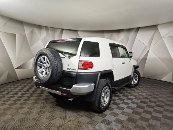 Toyota FJ Cruiser с пробегом 2022 года, цена 5 440 000 рублей, 69204 км, внедорожник, Автокод Объявления