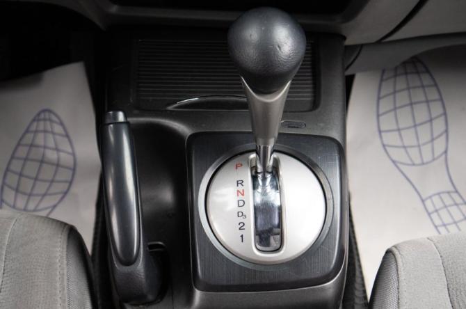 Honda Civic VIII с пробегом 2007 года, цена 649 000 рублей, 320000 км, хэтчбек, Автокод Объявления