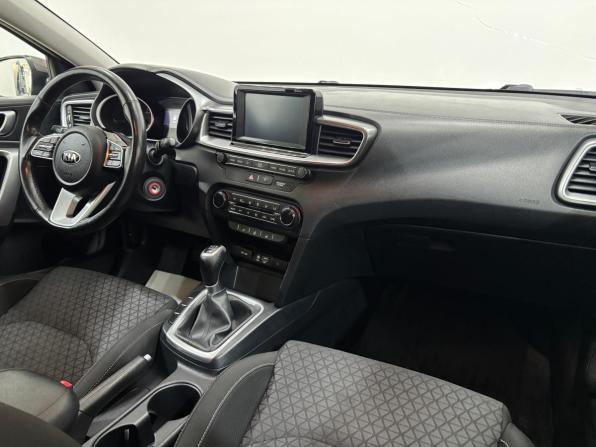 Kia Ceed III с пробегом 2018 года, цена 1 650 000 рублей, 81005 км, хэтчбек, Автокод Объявления