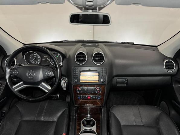 Mercedes-Benz M-Класс II (W164) Рестайлинг с пробегом 2010 года, цена 1 399 000 рублей, 27762 км, внедорожник, Автокод Объявления