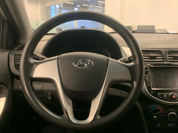 Hyundai Solaris I с пробегом 2012 года, цена 599 000 рублей, 177550 км, седан, Автокод Объявления