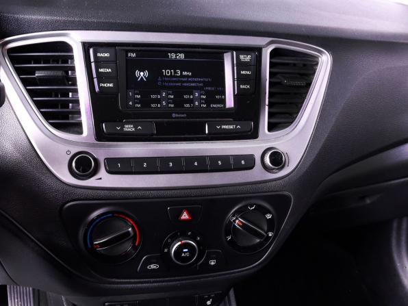 Hyundai Solaris II Рестайлинг с пробегом 2021 года, цена 1 580 000 рублей, 87735 км, седан, Автокод Объявления