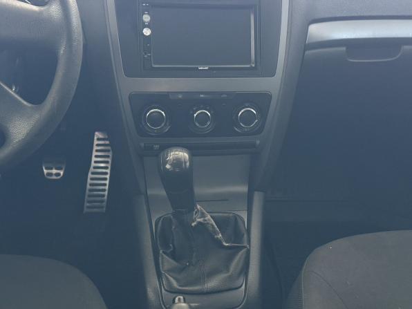 Skoda Octavia II (A5) Рестайлинг с пробегом 2010 года, цена 495 000 рублей, 242899 км, лифтбек, Автокод Объявления