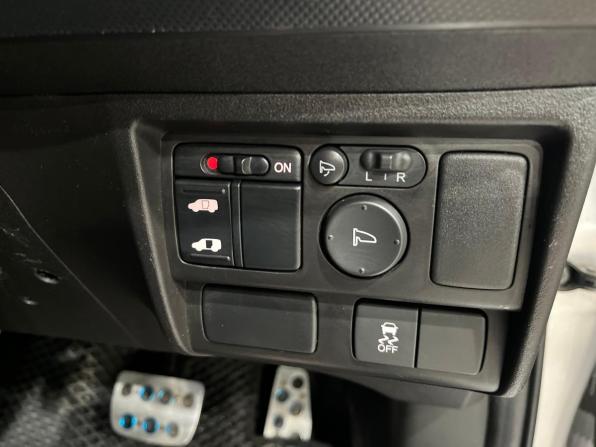 Honda Freed I Рестайлинг с пробегом 2012 года, цена 1 139 000 рублей, 92434 км, компактвэн, Автокод Объявления