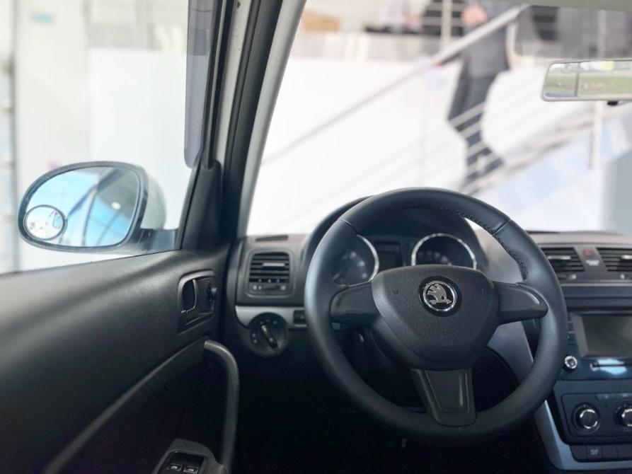 Skoda Yeti I Рестайлинг Ростов-на-Дону  - изображение 11