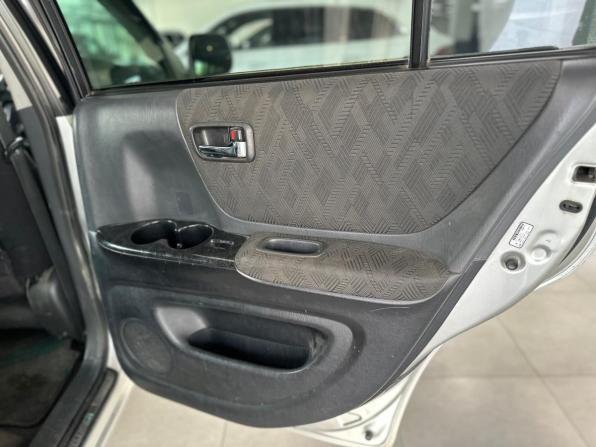 Toyota Kluger I (XU20) с пробегом 2001 года, цена 895 000 рублей, 265000 км, внедорожник, Автокод Объявления