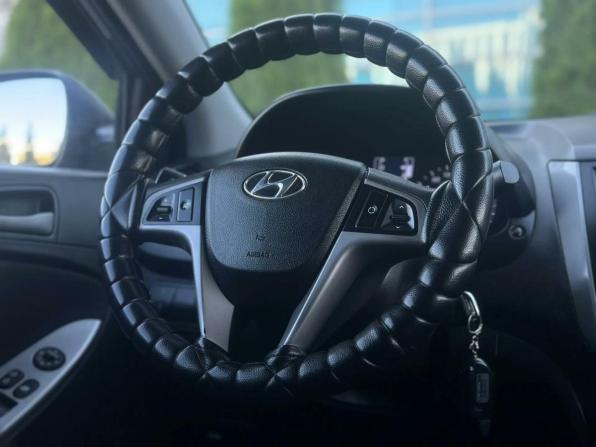 Hyundai Solaris I Рестайлинг с пробегом 2014 года, цена 779 000 рублей, 127000 км, седан, Автокод Объявления