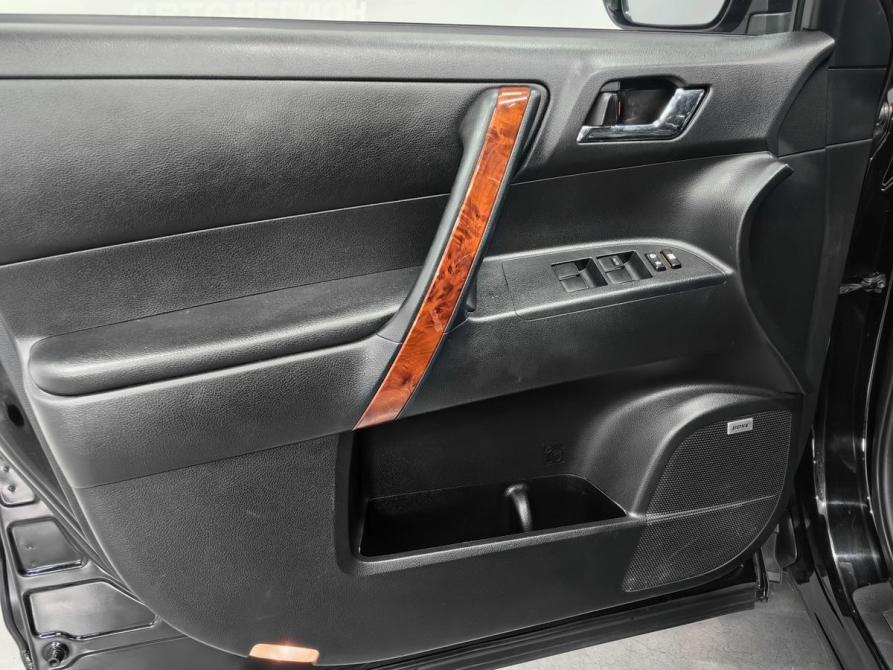 Toyota Highlander II (XU40) Рестайлинг Новосибирск  - изображение 25