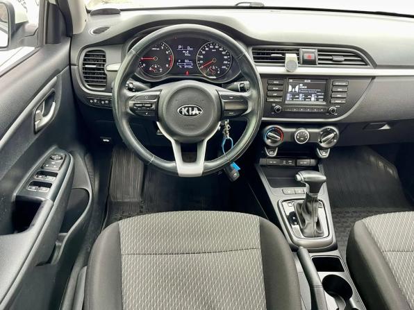 Kia Rio IV с пробегом 2018 года, цена 1 289 000 рублей, 104433 км, седан, Автокод Объявления