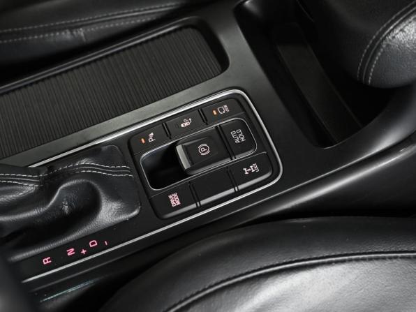 Kia Sorento III Prime Рестайлинг с пробегом 2018 года, цена 1 679 000 рублей, 88000 км, внедорожник, Автокод Объявления