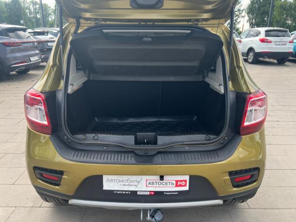Renault Sandero II с пробегом 2017 года, цена 1 049 300 рублей, 101332 км, хэтчбек, Автокод Объявления