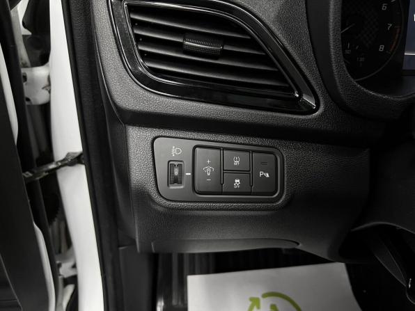 Hyundai Solaris II Рестайлинг с пробегом 2020 года, цена 1 595 000 рублей, 86464 км, седан, Автокод Объявления