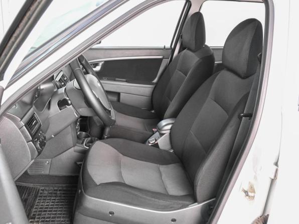 Lada (ВАЗ) Priora I Рестайлинг с пробегом 2015 года, цена 850 000 рублей, 92246 км, хэтчбек, Автокод Объявления