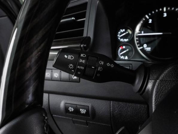Lexus LX III Рестайлинг 2 с пробегом 2018 года, цена 7 899 000 рублей, 134542 км, внедорожник, Автокод Объявления