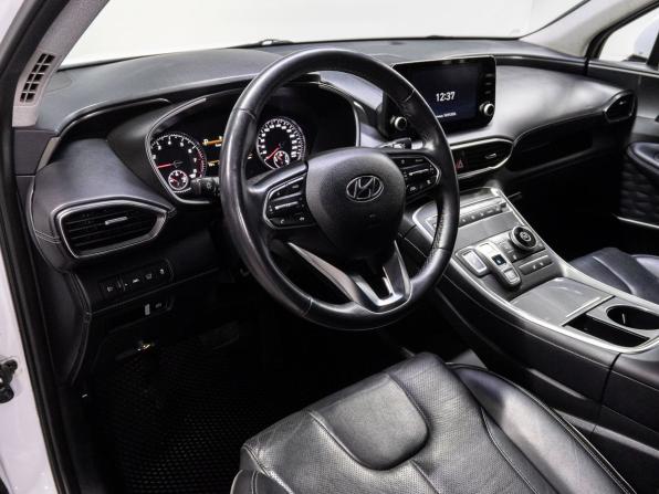 Hyundai Santa Fe IV Рестайлинг с пробегом 2021 года, цена 4 049 000 рублей, 61078 км, внедорожник, Автокод Объявления