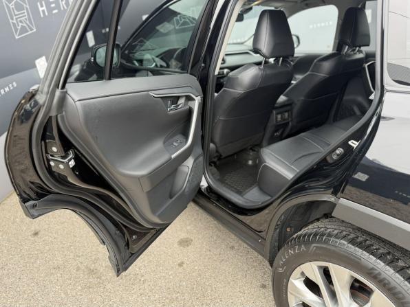 Toyota RAV4 V (XA50) с пробегом 2021 года, цена 3 377 000 рублей, 69777 км, внедорожник, Автокод Объявления