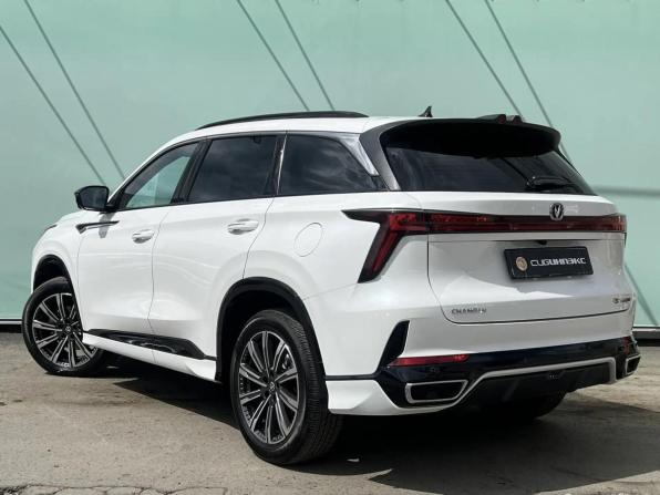 Changan CS75 Plus III с пробегом 2024 года, цена 2 999 000 рублей, 3278 км, внедорожник, Автокод Объявления
