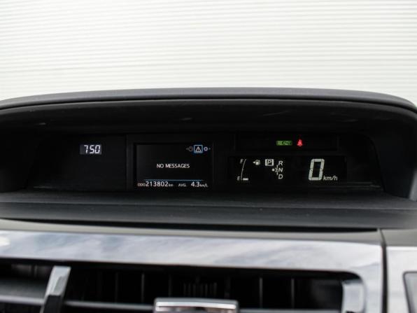 Toyota Prius Alpha I (ZVW40/41) Рестайлинг с пробегом 2015 года, цена 1 890 000 рублей, 213802 км, универсал, Автокод Объявления