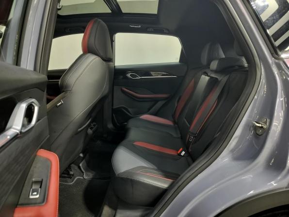 Geely Coolray I Рестайлинг с пробегом 2023 года, цена 2 050 000 рублей, 56000 км, внедорожник, Автокод Объявления