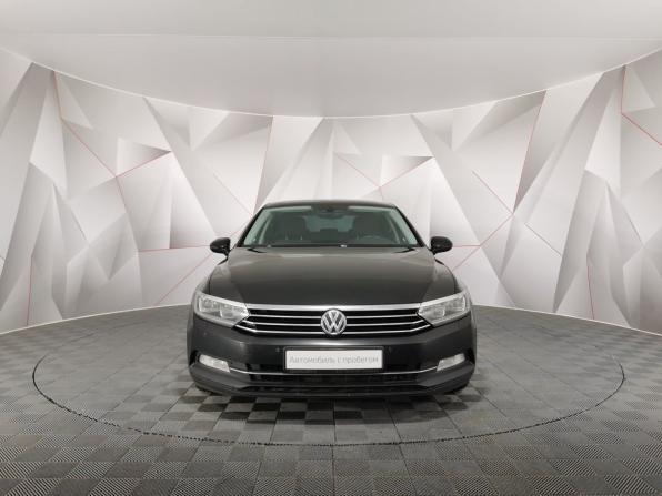 Volkswagen Passat B8 с пробегом 2016 года, цена 1 465 150 рублей, 292177 км, седан, Автокод Объявления