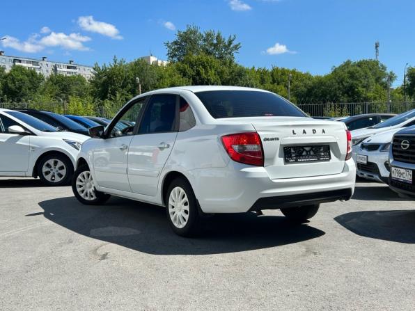 Lada (ВАЗ) Granta I Рестайлинг с пробегом 2021 года, цена 829 990 рублей, 59869 км, седан, Автокод Объявления