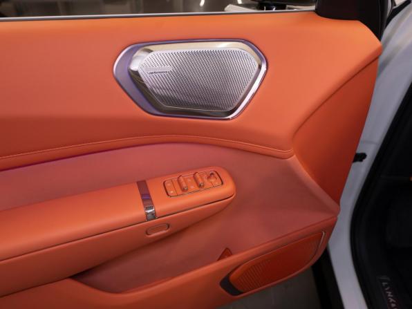 Lynk &amp; Co 900 с пробегом 2026 года, цена 7 775 000 рублей, 50 км, внедорожник, Автокод Объявления