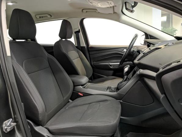 Ford Kuga II Рестайлинг с пробегом 2018 года, цена 1 690 000 рублей, 101418 км, внедорожник, Автокод Объявления