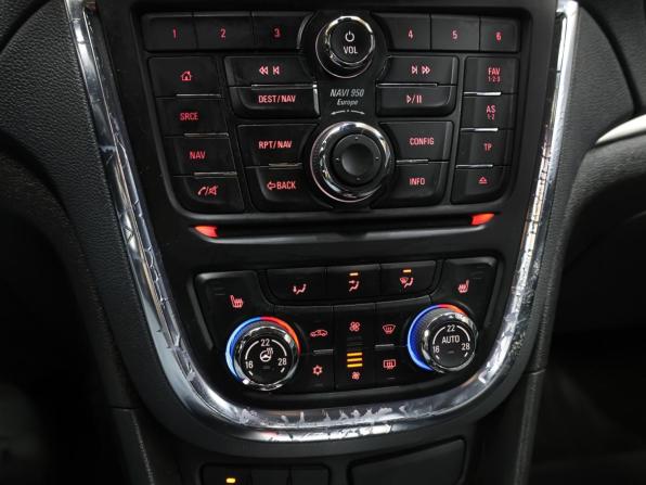 Opel Mokka I с пробегом 2013 года, цена 998 000 рублей, 178000 км, внедорожник, Автокод Объявления