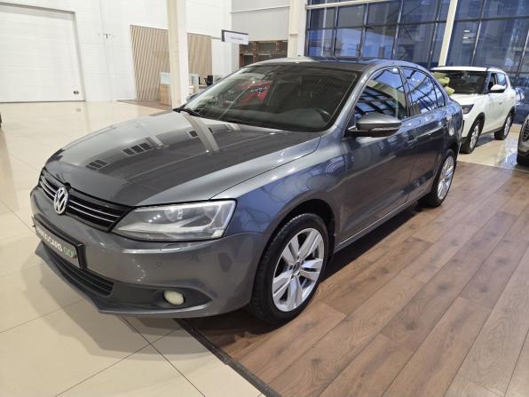 Volkswagen Jetta VI с пробегом 2013 года, цена 950 000 рублей, 223026 км, седан, Автокод Объявления