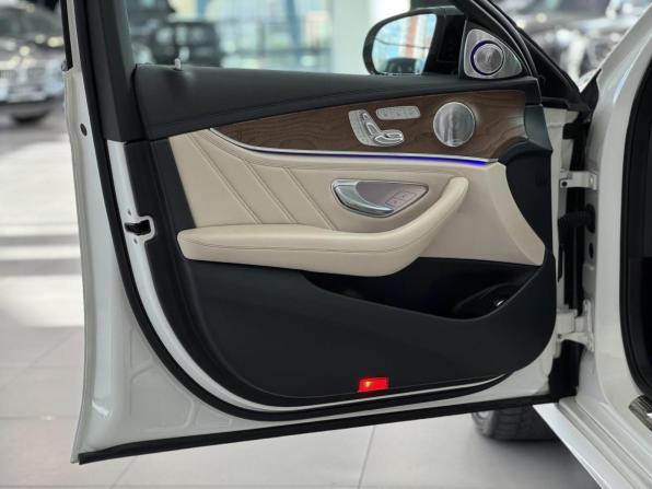 Mercedes-Benz E-Класс AMG V (W213) с пробегом 2016 года, цена 4 490 000 рублей, 101851 км, седан, Автокод Объявления