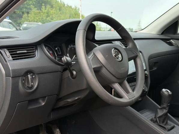 Skoda Octavia IV (A8) с пробегом 2021 года, цена 2 171 000 рублей, 130205 км, лифтбек, Автокод Объявления